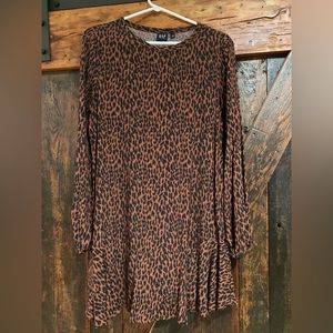 Gap leopard dress